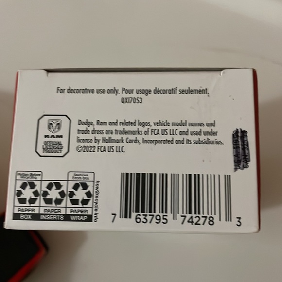 Hallmark Keepsake Christmas RAM 1500 ornament, NIB - Picture 3 of 3